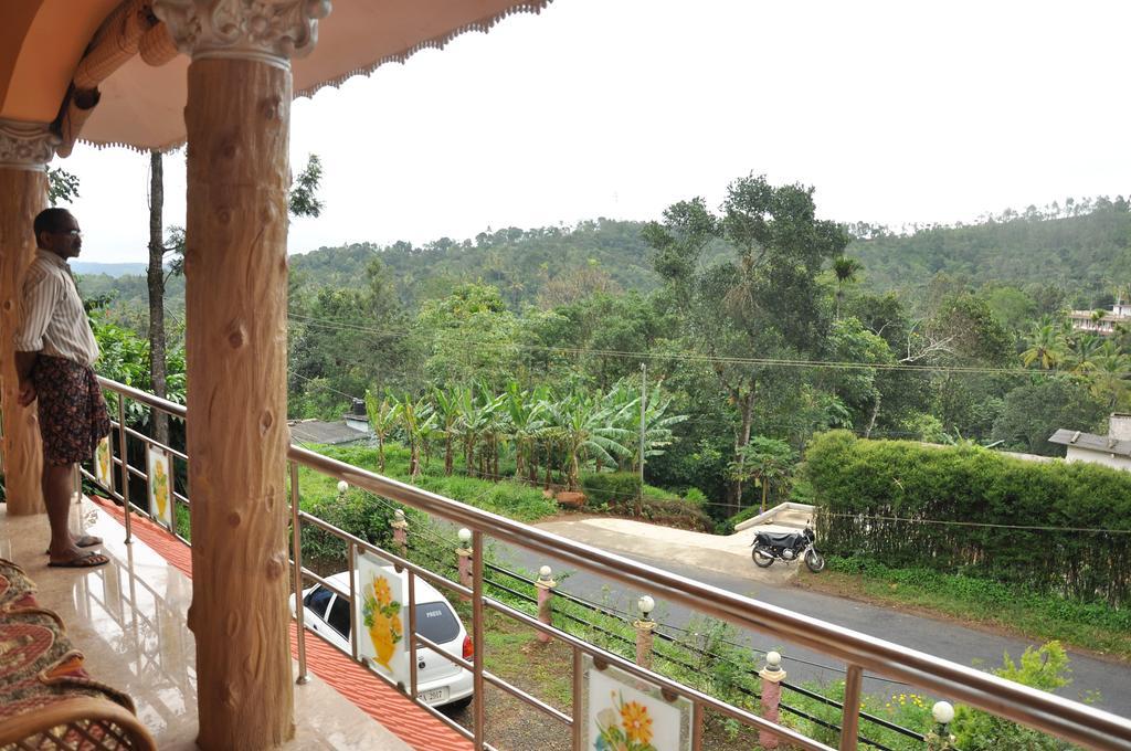 Bluemount Apartment Kattappana Bagian luar foto