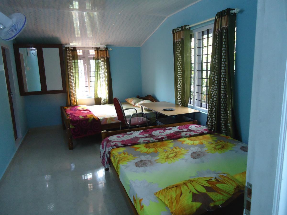 Bluemount Apartment Kattappana Bagian luar foto